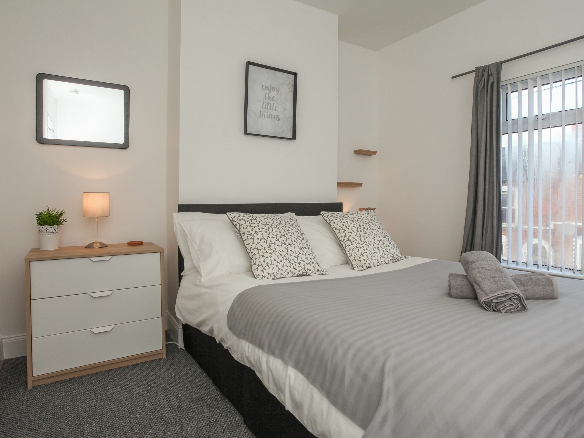 Kingston Serviced Accommodation - Donegall Avenue Belfast Eksteriør bilde