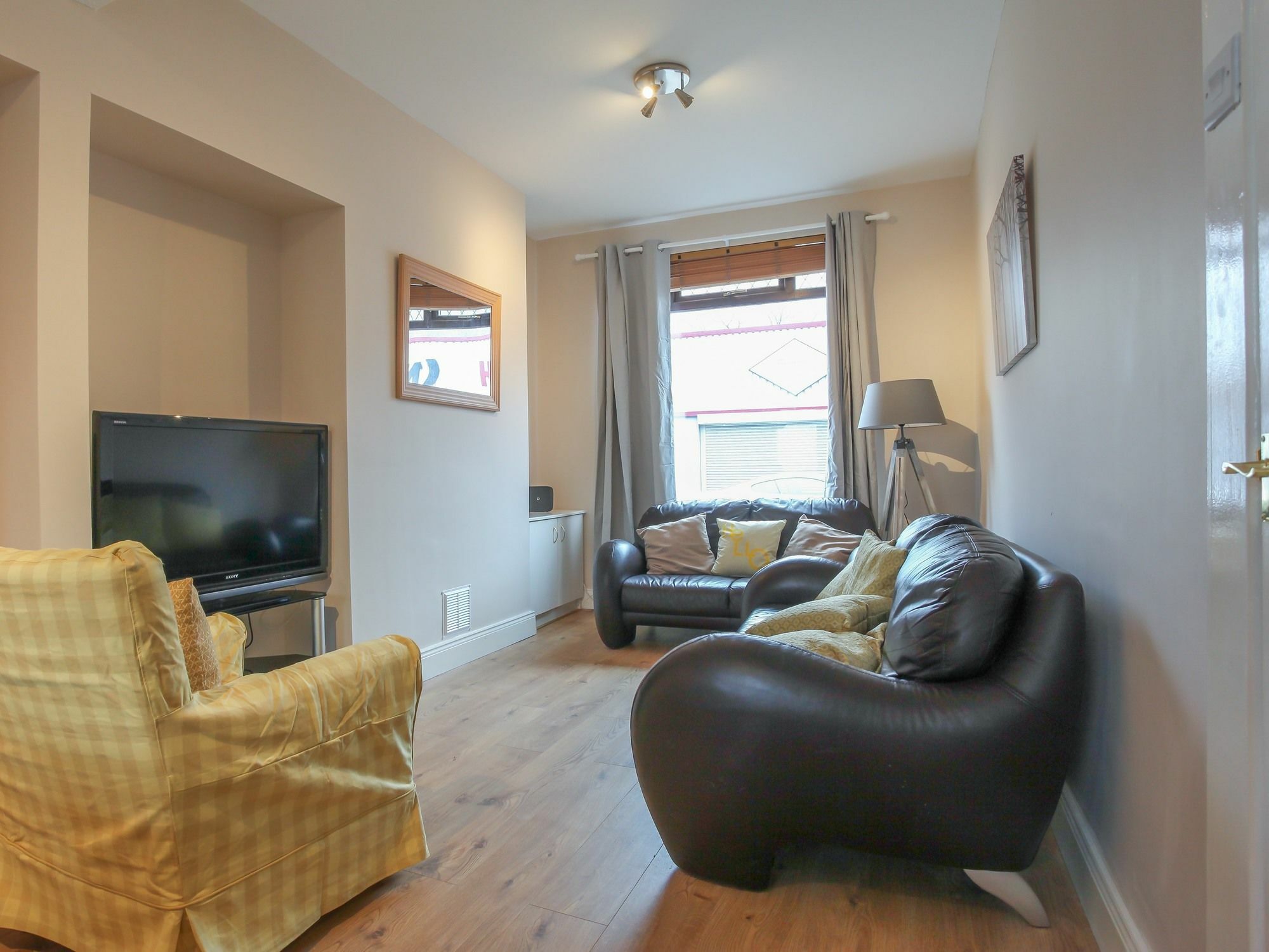 Kingston Serviced Accommodation - Donegall Avenue Belfast Eksteriør bilde